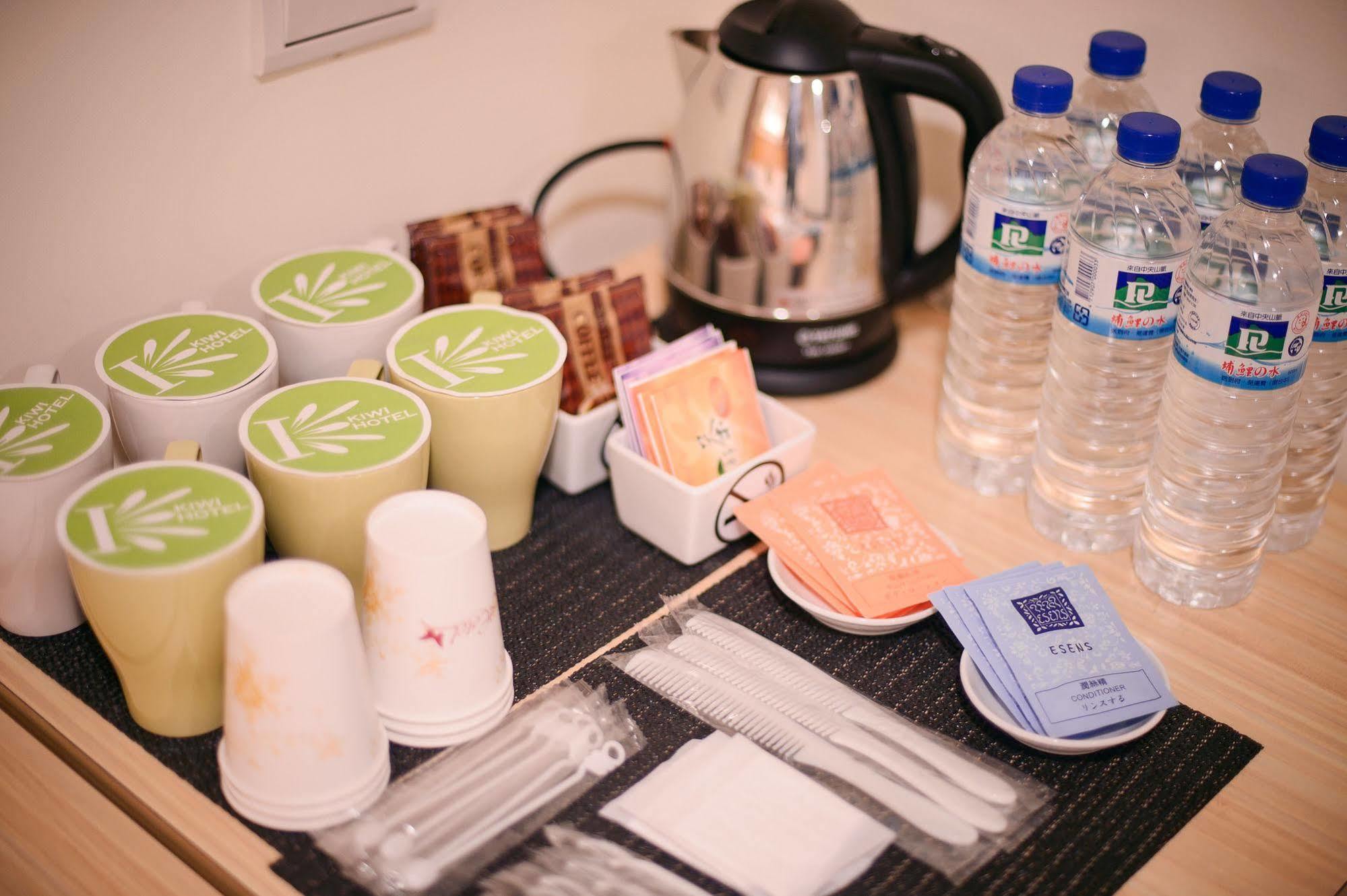 Kiwi Express Hotel - Chenggong Rd Taichung Dış mekan fotoğraf