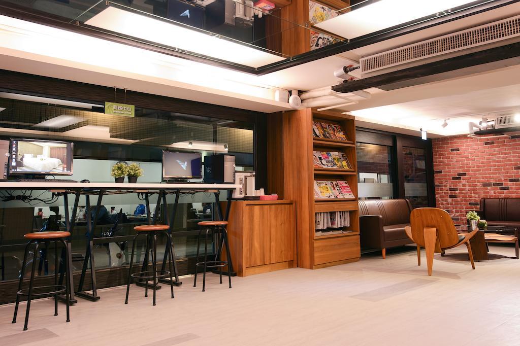 Kiwi Express Hotel - Chenggong Rd Taichung Dış mekan fotoğraf